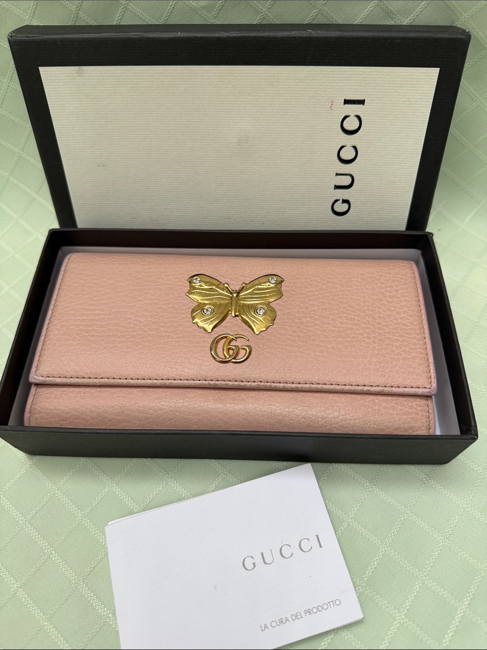 Gucci Pinkish Cream Leather Continental Wallet with Gold Butterfly Box Included